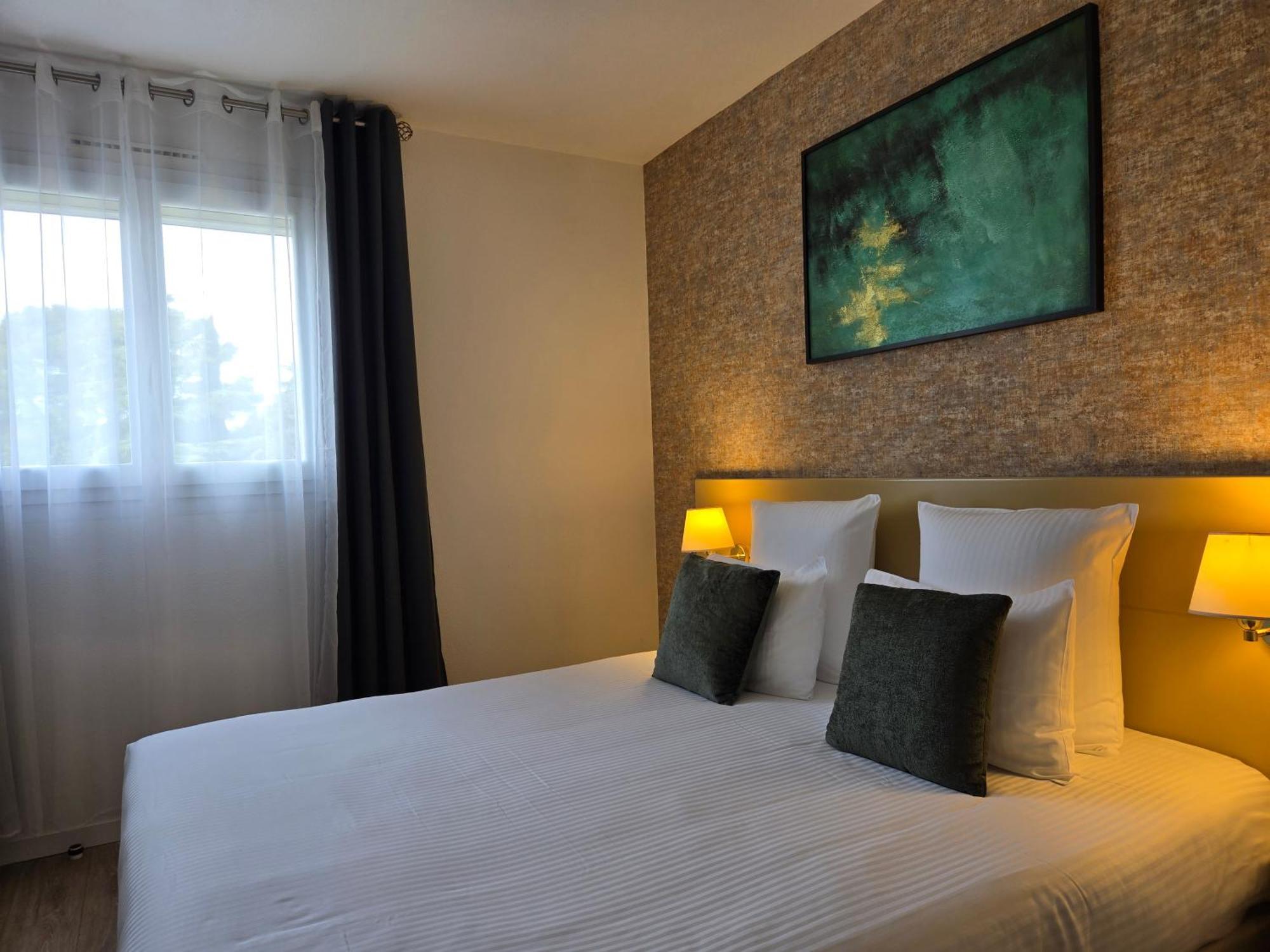 Le Saint-geniès Hotel 3*